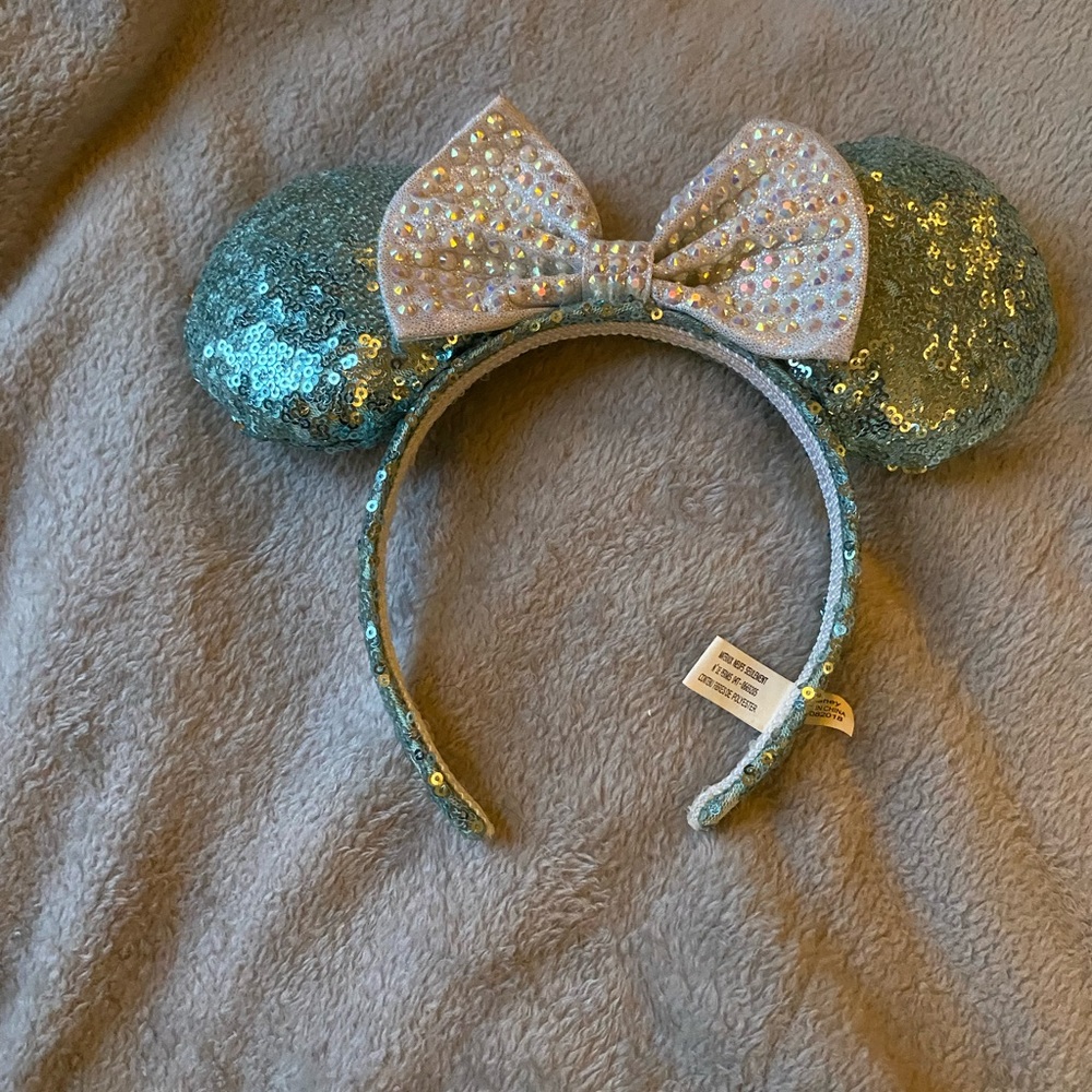 Disney Minnie Mouse ears